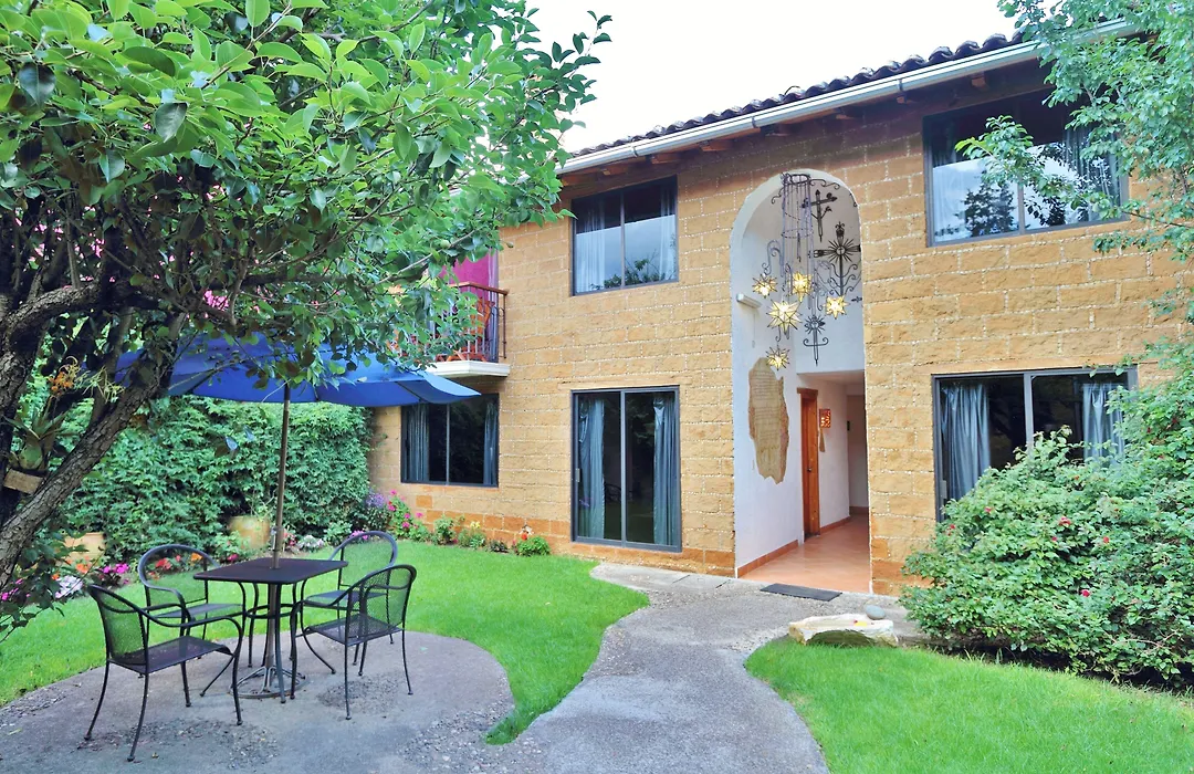 Hotel Villas Casa Morada-1